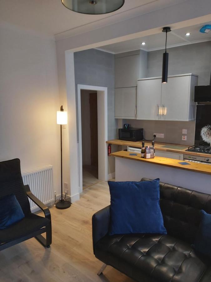 One Bedroom Flat, Very Close To Town Center. Обан Екстер'єр фото
