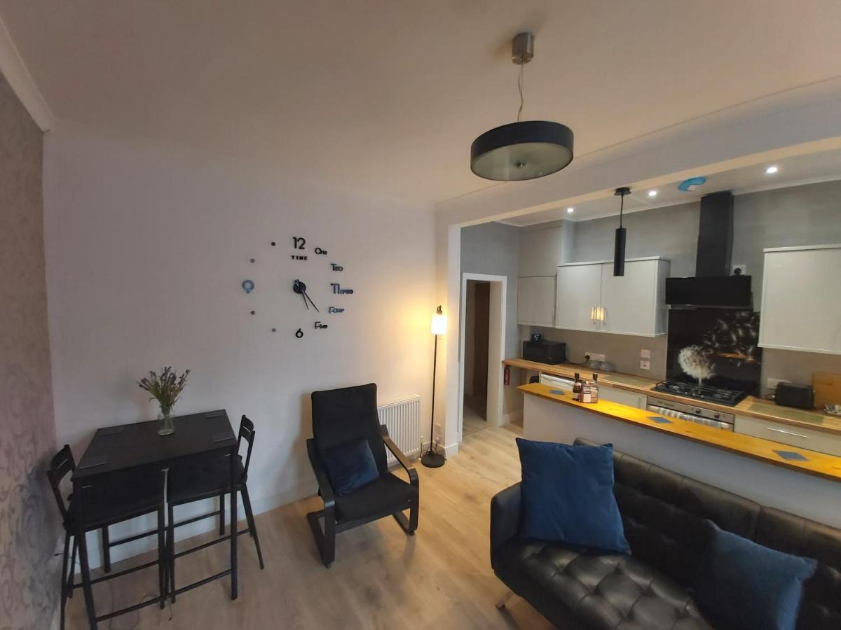 One Bedroom Flat, Very Close To Town Center. Обан Екстер'єр фото